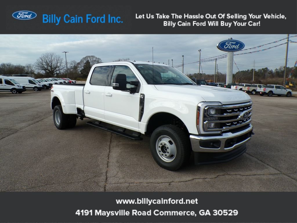 New 2026 Oxford White Ford F-350® XLT image 1