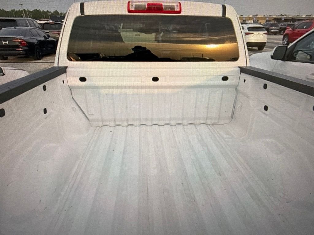 Used 2021 White Chevrolet LT image 8