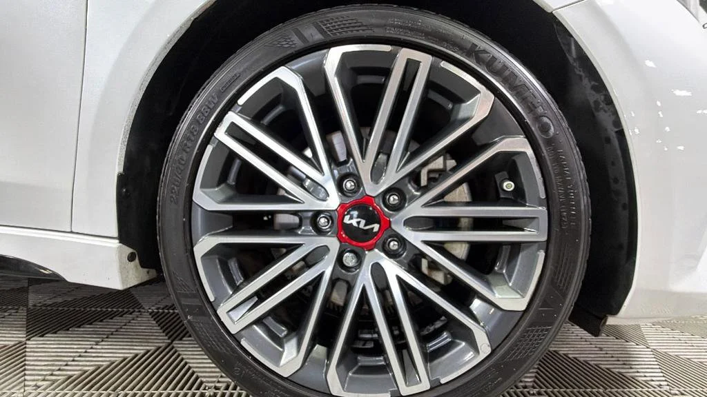Used 2023 White Kia GT Manual image 39