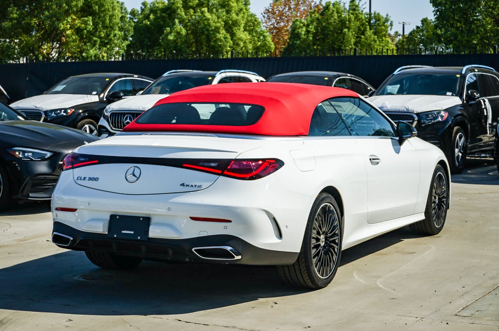 New 2027 Polar White Mercedes-Benz CLE 300 image 4
