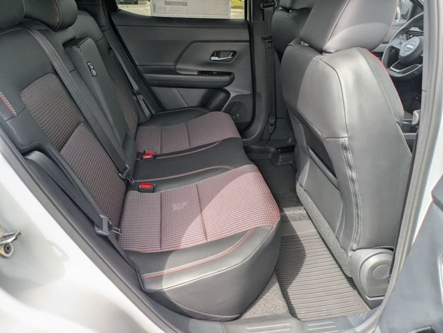 2026 Nissan KICKS SR - Photo 29
