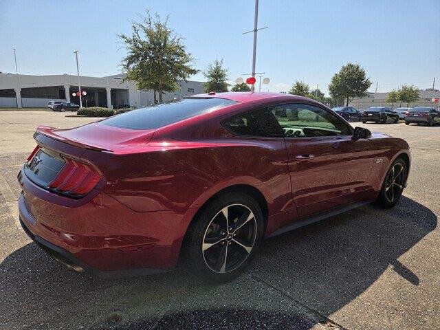 Used 2020 Rapid Red Metallic Tinted Clearcoat Ford GT image 4