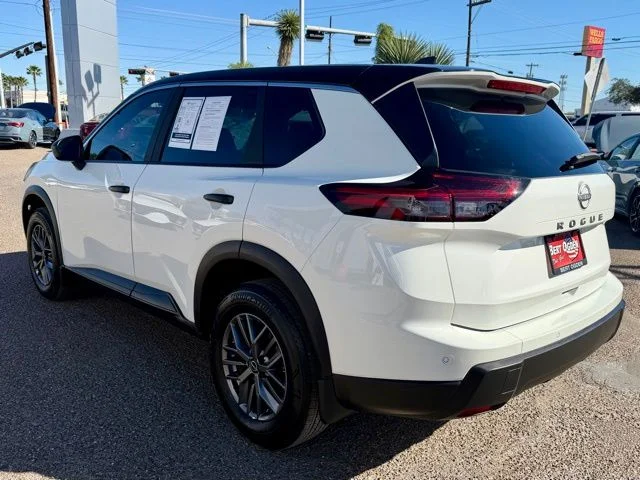 Used 2025 White Nissan S image 5