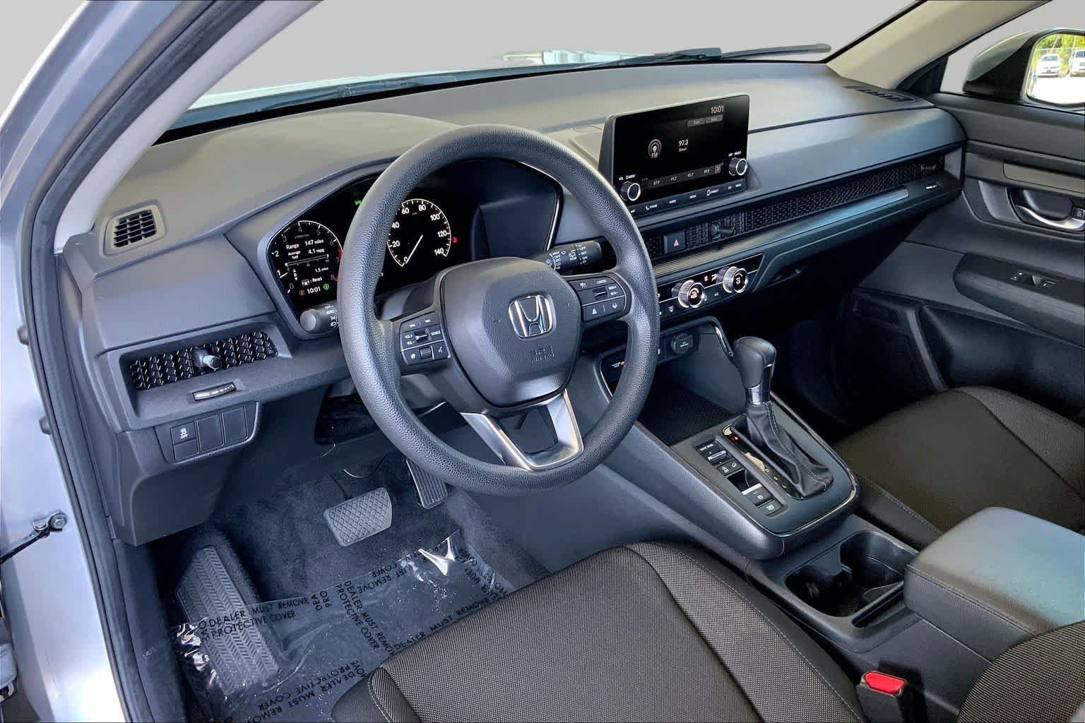 2024 Honda CR-V LX - Photo 18