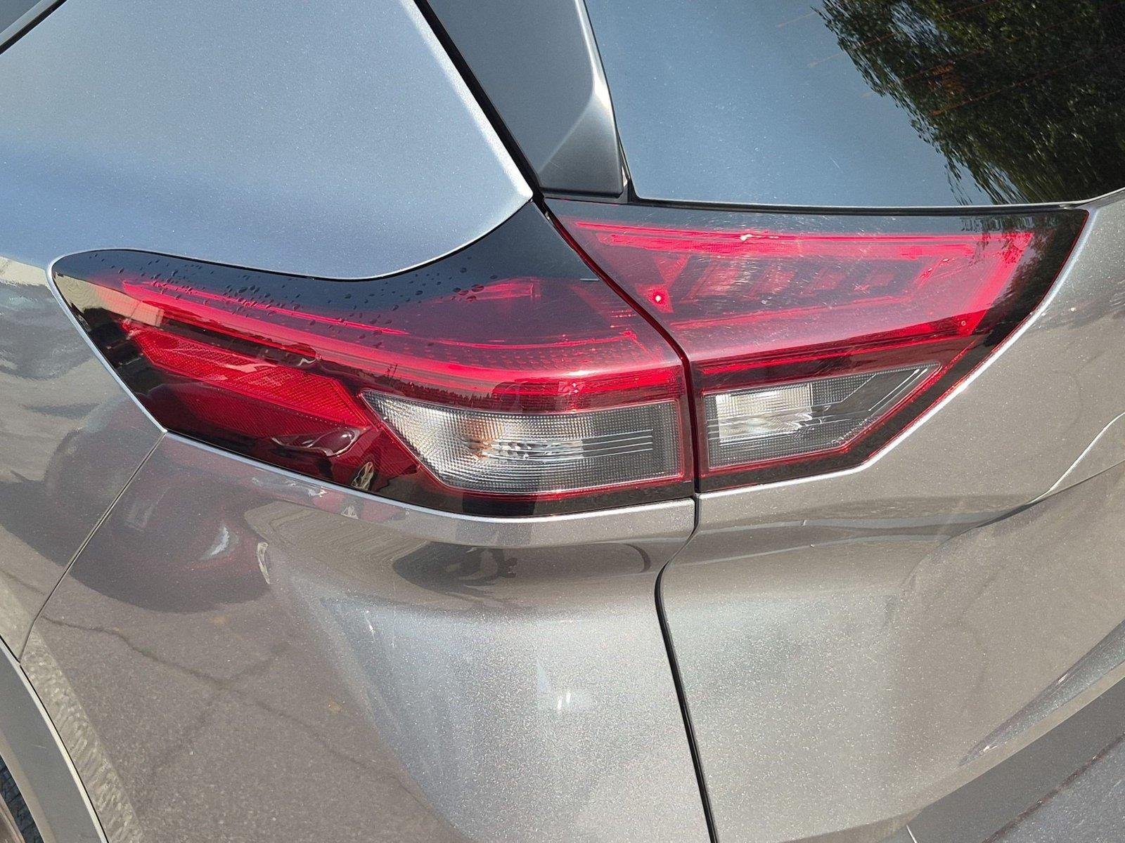 Used 2024 Gun Metallic Nissan SV image 12