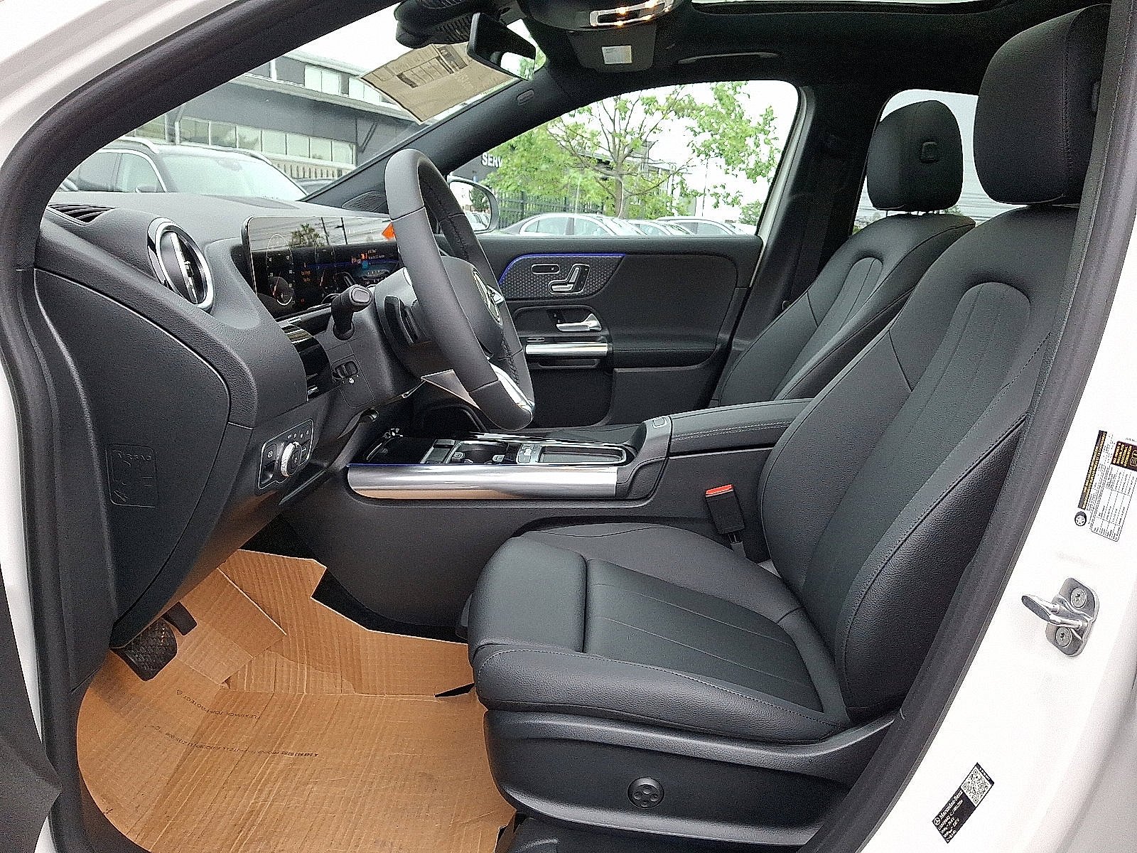 Used 2026 Polar White Mercedes-Benz GLA 250 image 8
