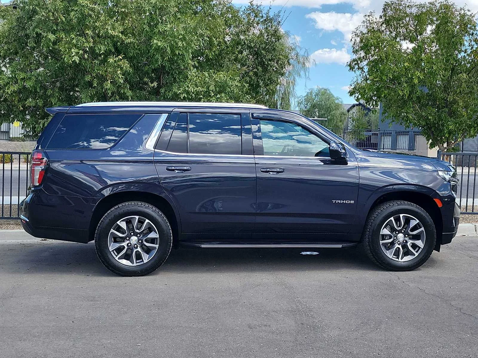 Used 2022 Dark Ash Metallic Chevrolet LS image 9