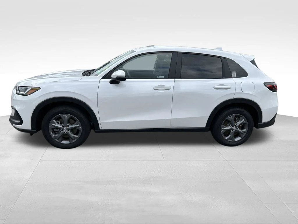 Used 2026 White Honda LX image 2