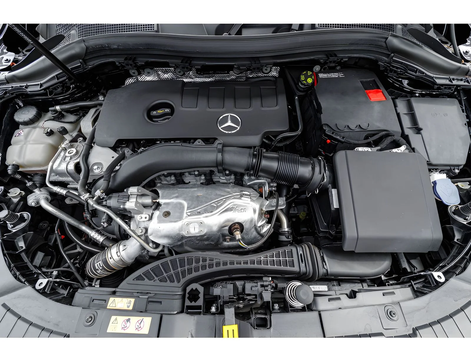 Used 2022 Black Mercedes-Benz GLA 250 image 16
