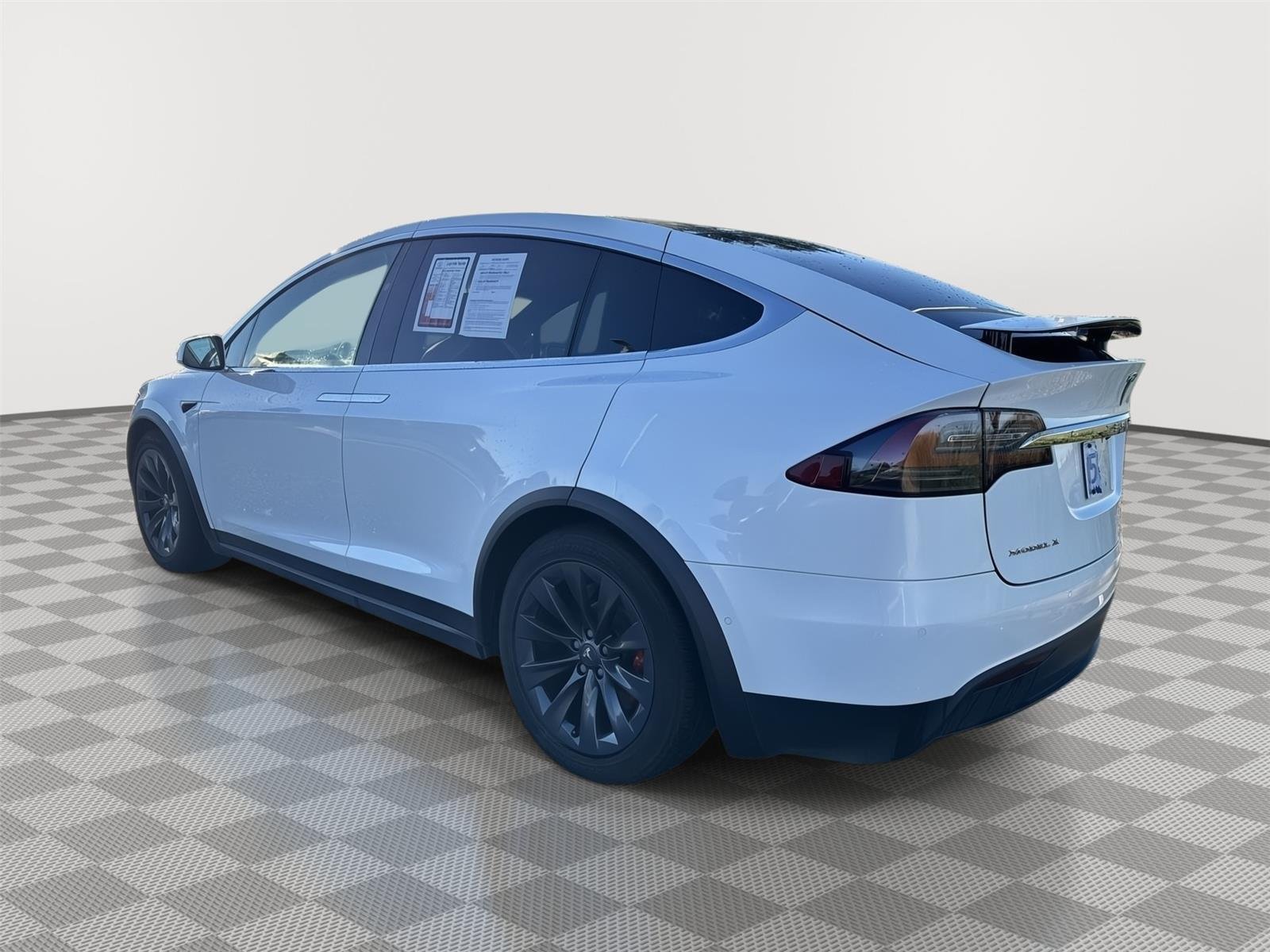 Used 2018 Pearl White Multi-Coat Tesla P100D image 3