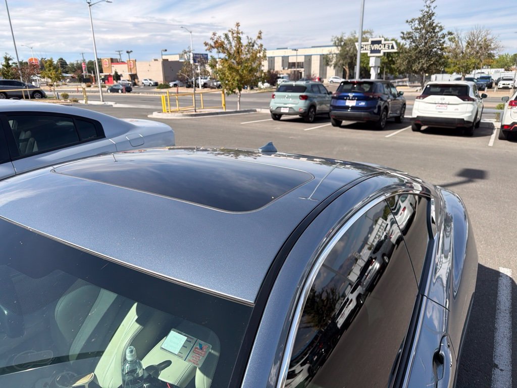 Used 2018 Blue INFINITI 3.0t LUXE image 5