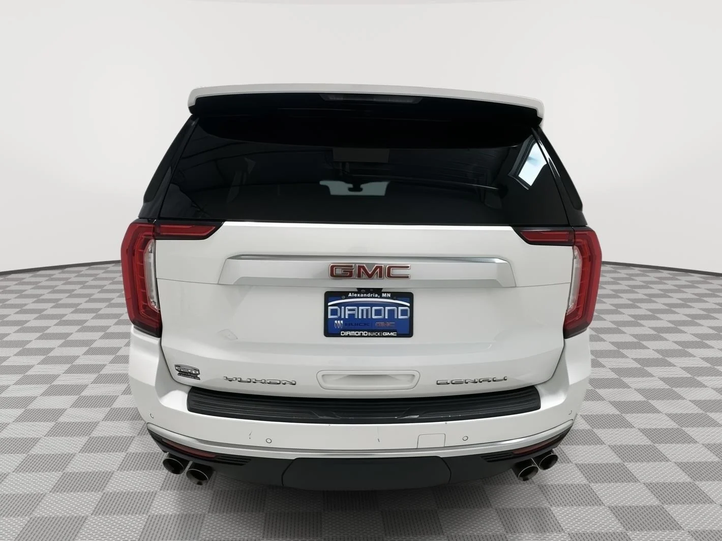 Used 2021 Summit White GMC Denali image 4