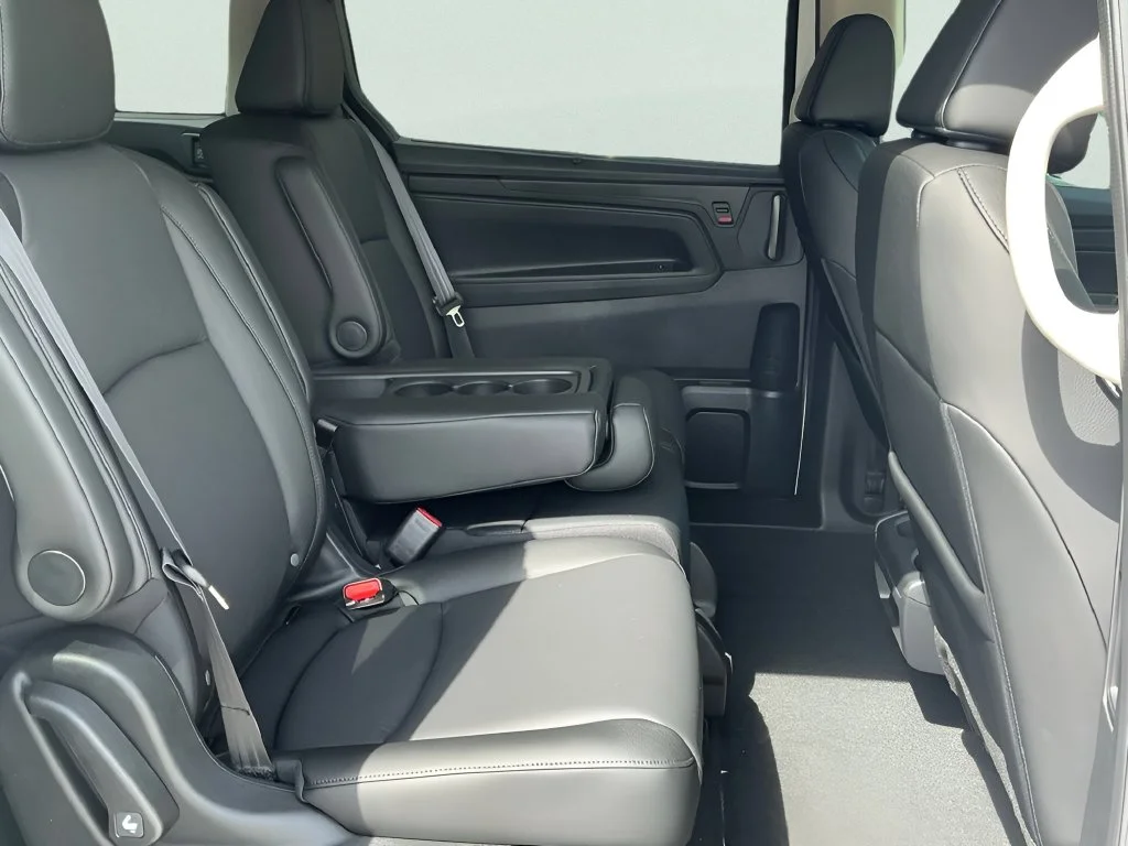 Used 2026 White Honda EX-L image 19