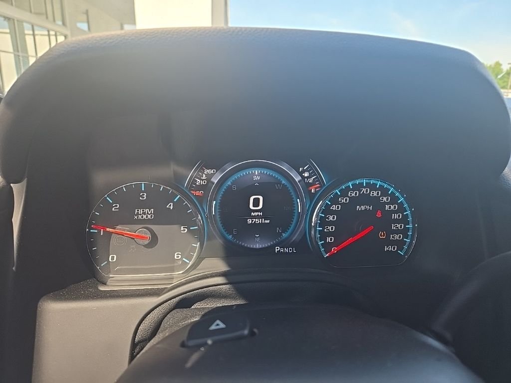 Used 2017 Silver GMC SLT image 2