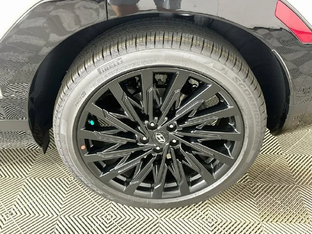New 2027 White Hyundai Calligraphy image 21