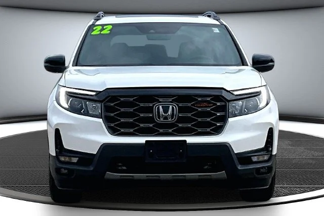 Certified 2022 Honda Passport TrailSport with VIN 5FNYF8H62NB003063 for sale in Kansas City