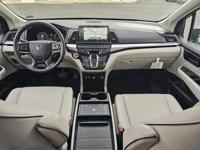 2025 Honda Odyssey Touring - Photo 21