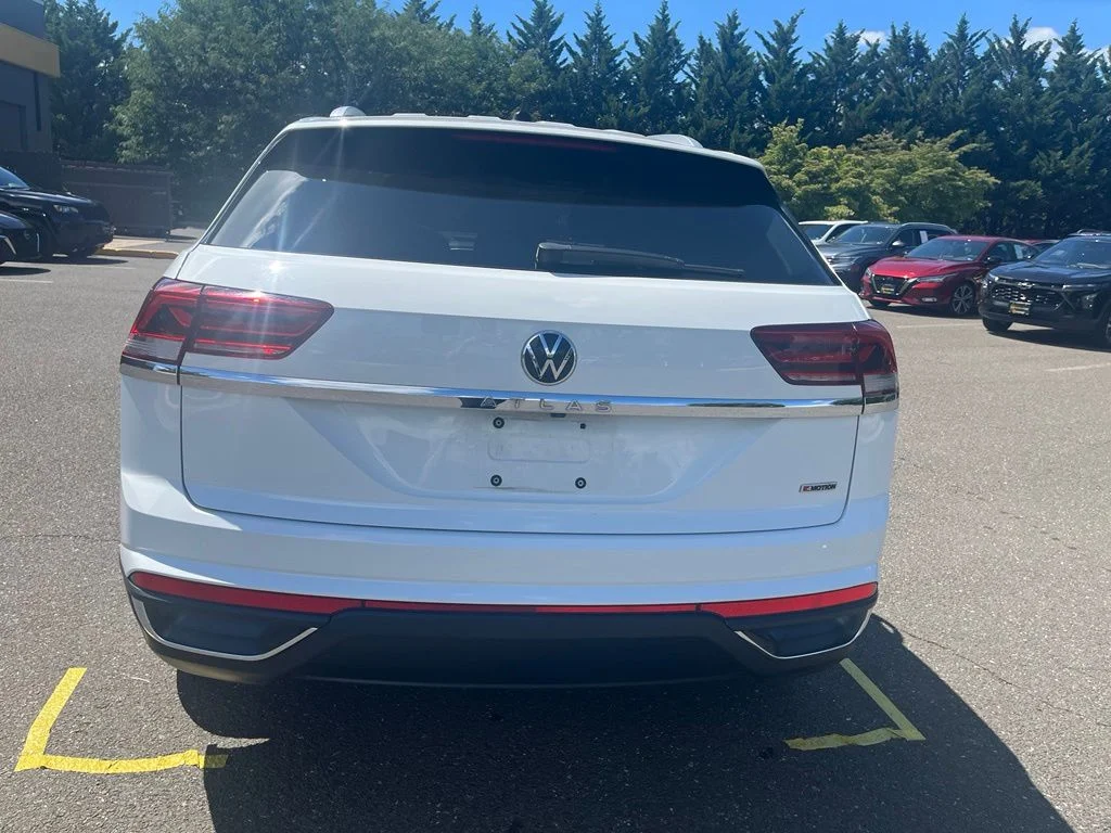 Used 2021 White Volkswagen 2.0T S image 6
