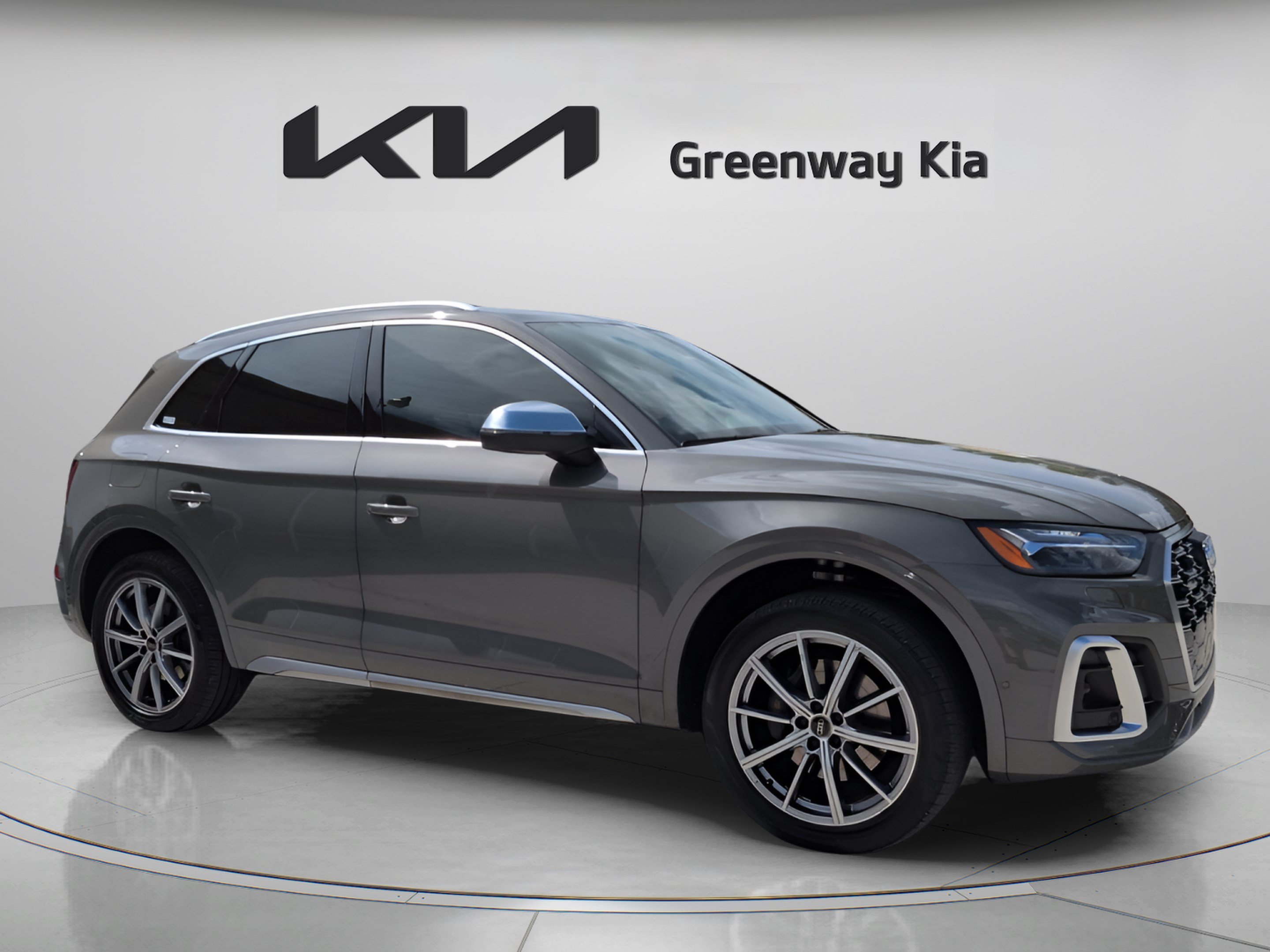 2023 Audi SQ5