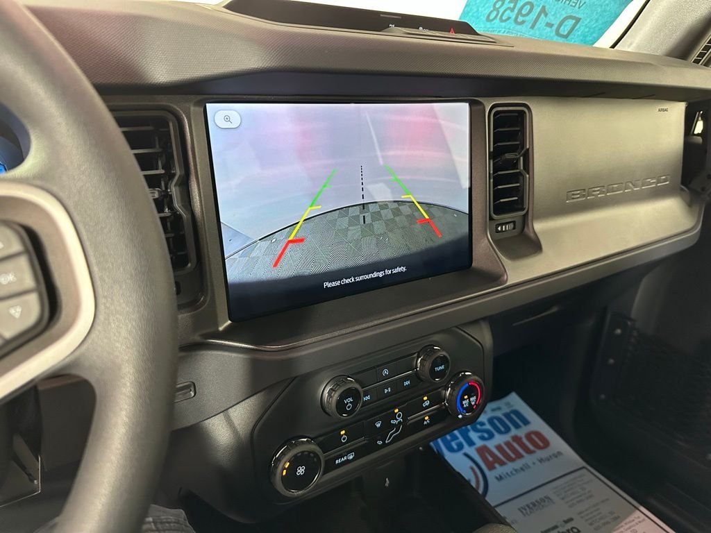 2025 Ford Bronco 4-Door Base - Photo 11
