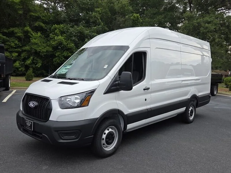 New 2026 Oxford White Ford Cargo Van image 3