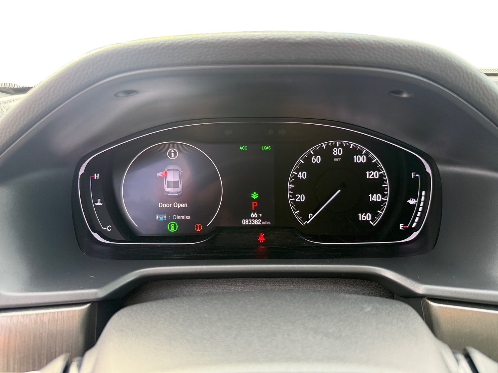 Used 2018 Platinum White Pearl Honda LX image 11