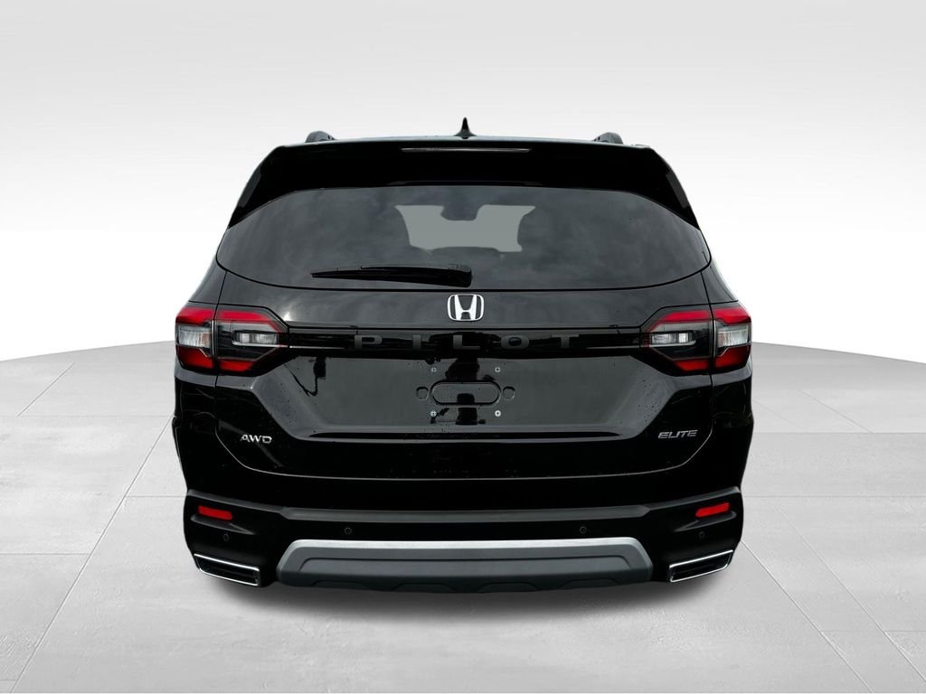 Used 2023 Black Honda Elite image 3