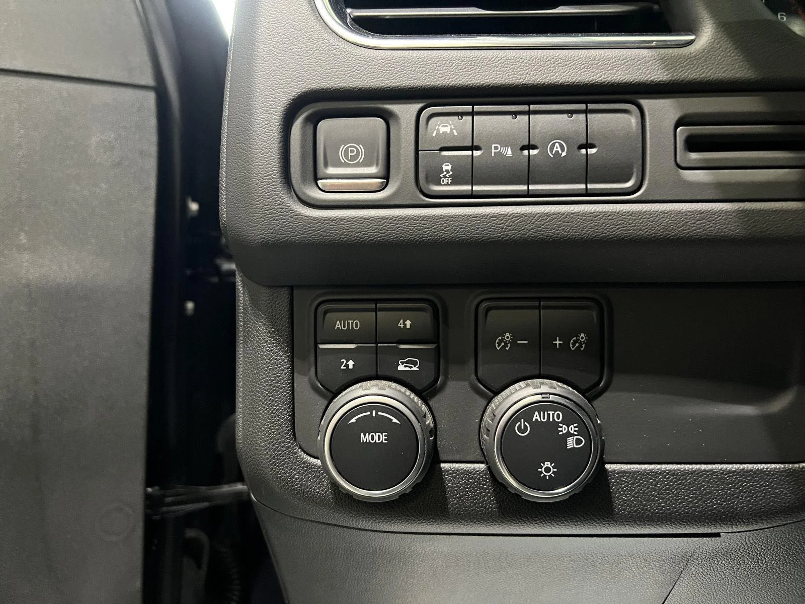 Used 2023 MIDNIGHT BLUE METALLIC Chevrolet LS image 14
