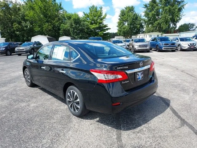 Used 2014 Black Nissan SV image 7