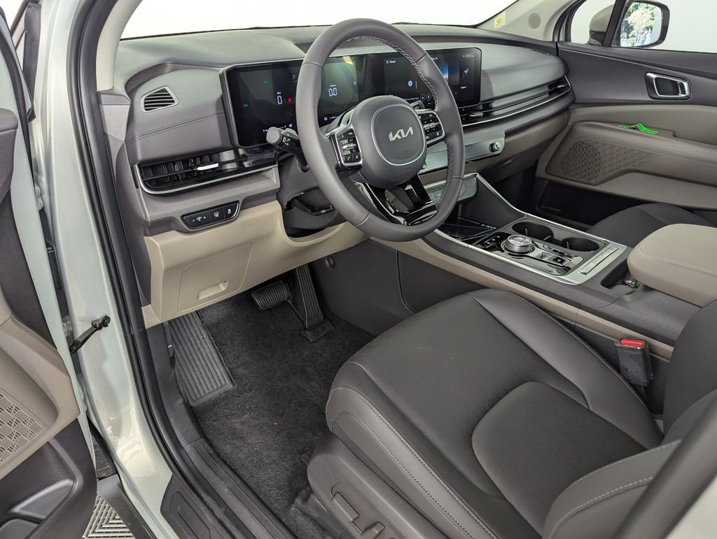 2026 Kia Carnival EX - Photo 11