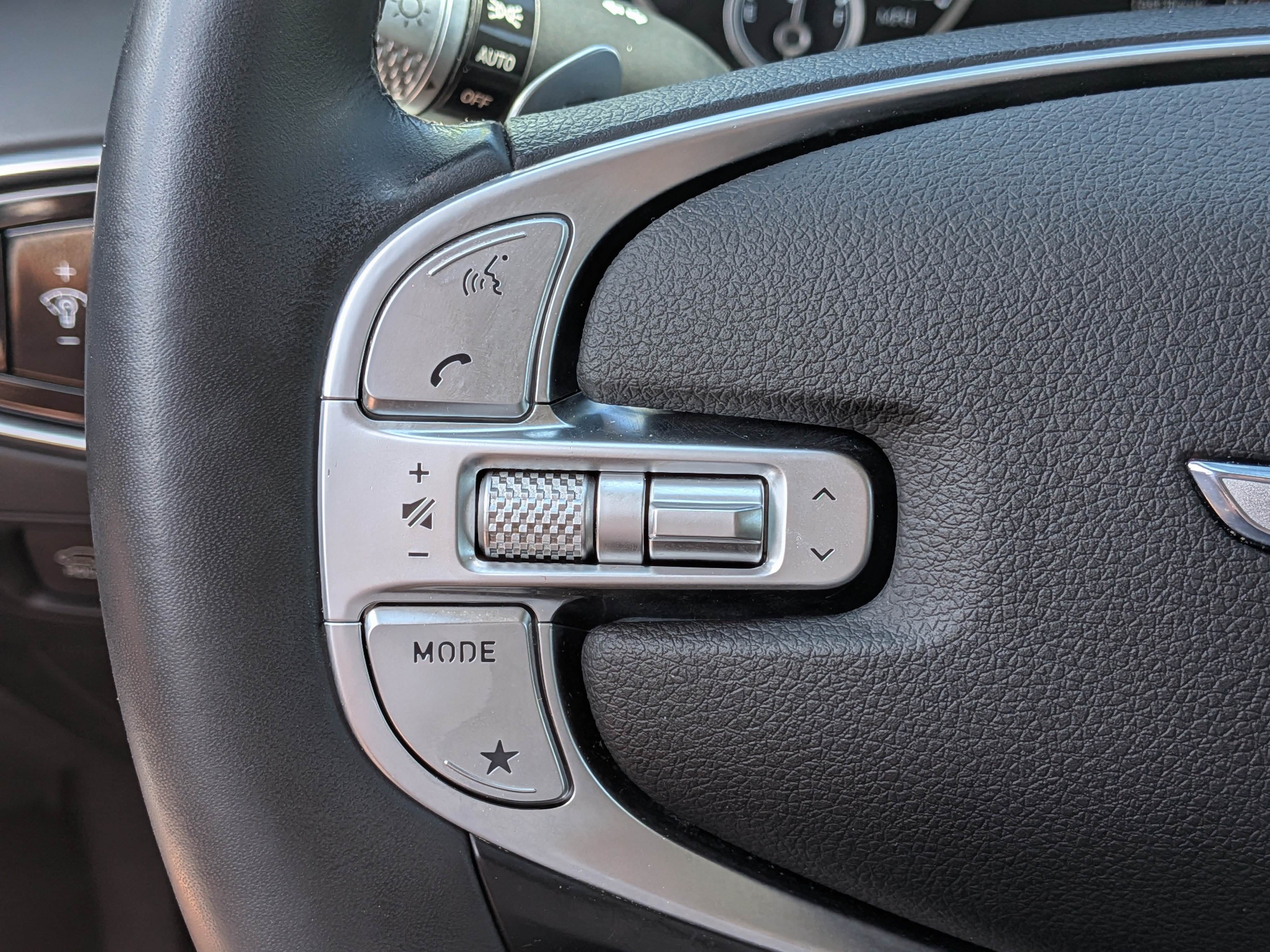 2022 GENESIS GV70 Standard - Photo 26