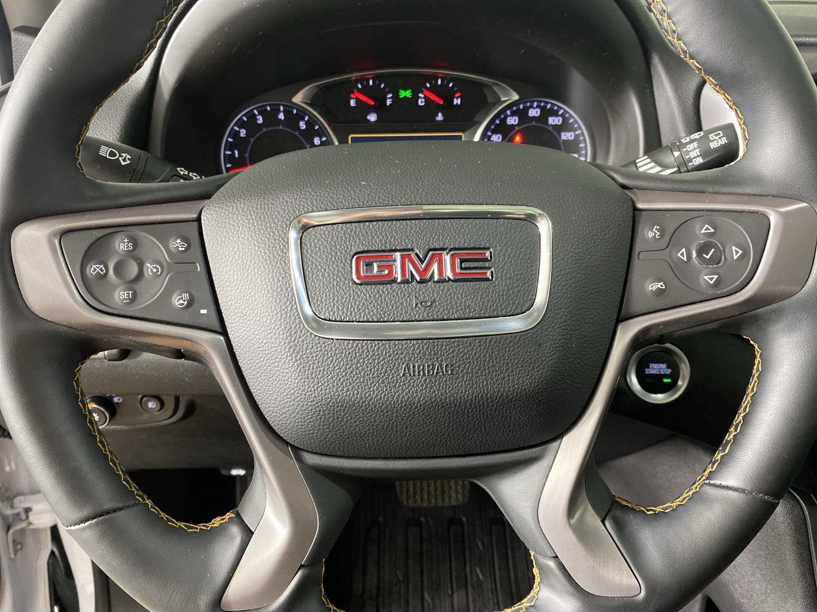 Used 2024 White Frost Tricoat GMC AT4 image 13