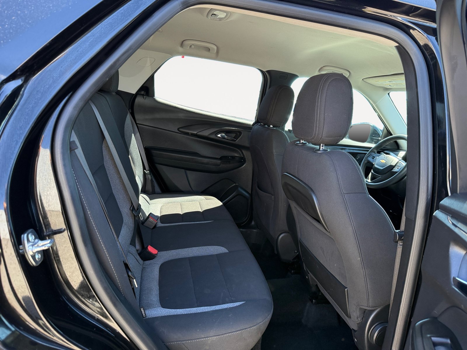 Used 2025 Black Metallic Chevrolet LT image 18