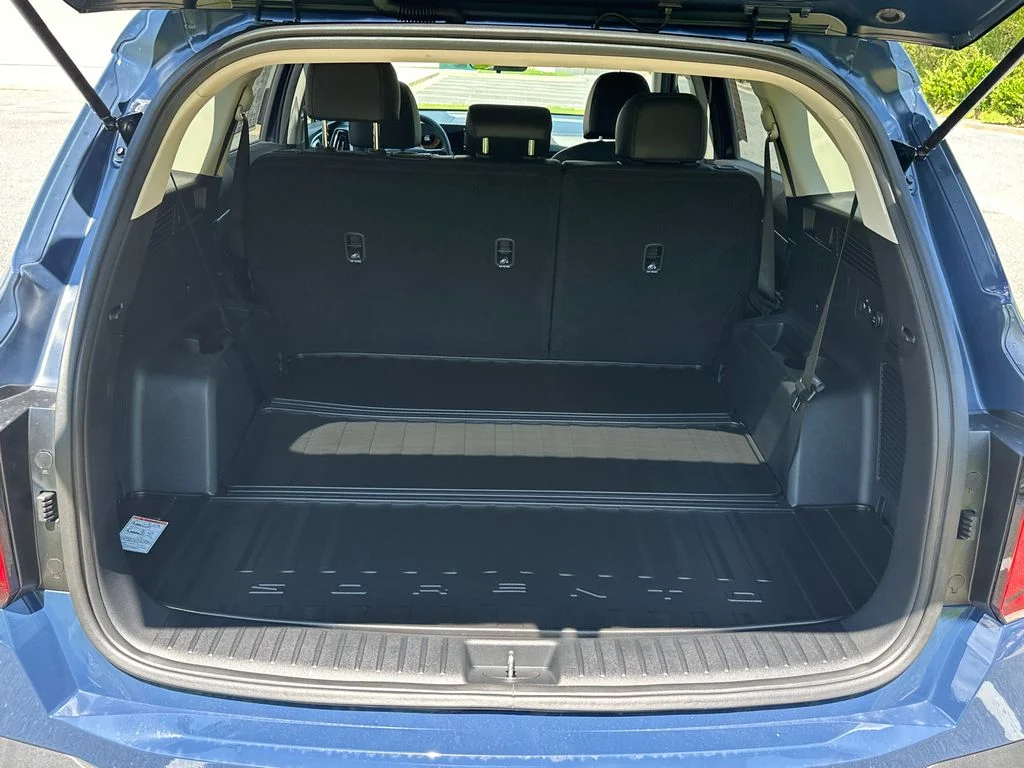 New 2026 Black Kia S image 18