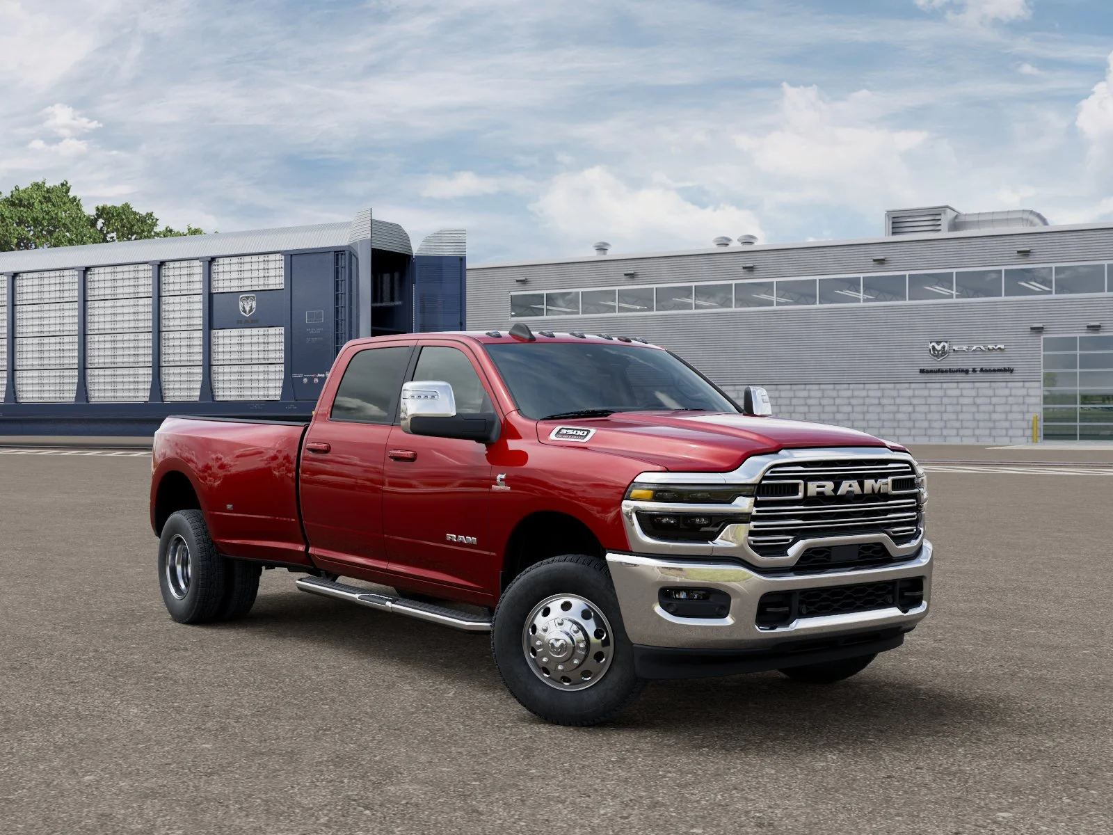 New 2026 Molten Red Pearl-Coat Exterior Paint RAM Laramie image 20