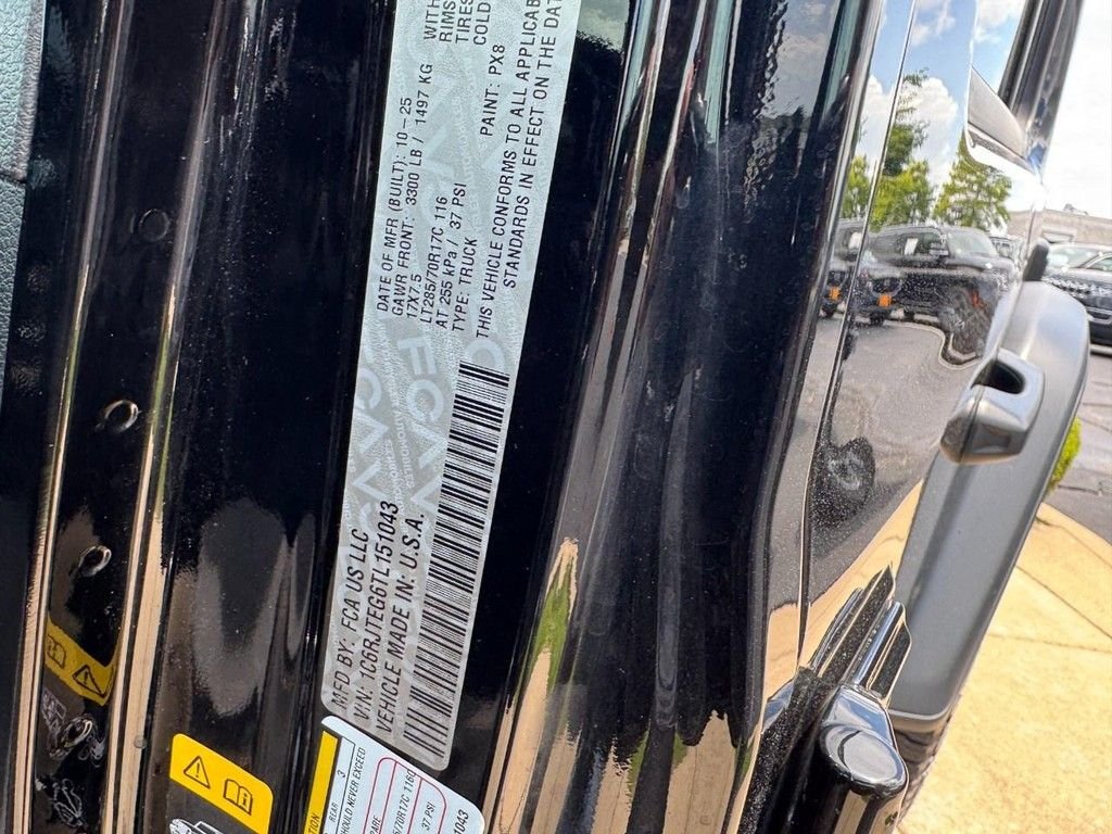 Used 2026 Black Jeep Mojave image 21