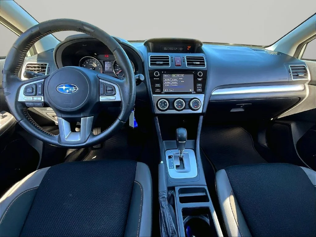 Used 2016 Silver Subaru 2.0i Premium image 8
