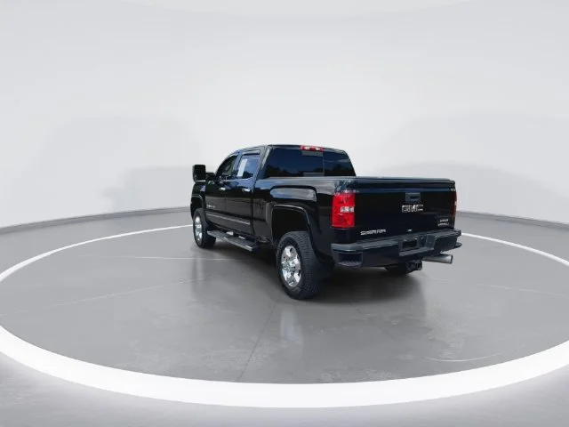 Used 2019 Black GMC Denali image 9