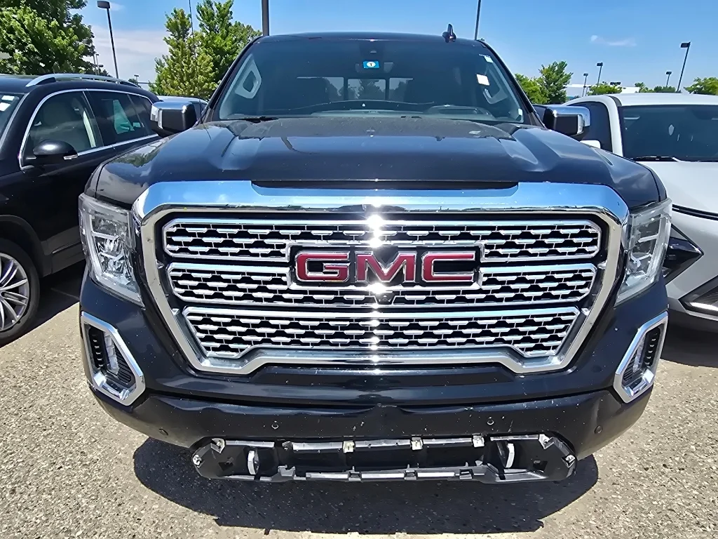 Used 2019 Onyx Black GMC Denali image 15