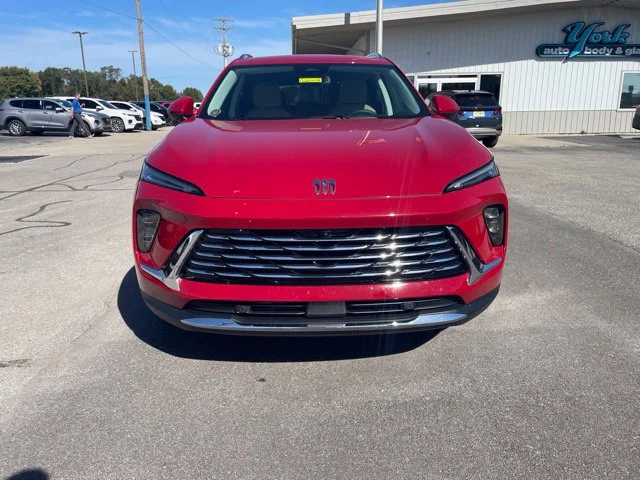 Used 2025 Red Buick Preferred image 3