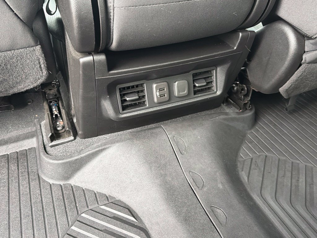 Used 2021 Silver Chevrolet LT image 20