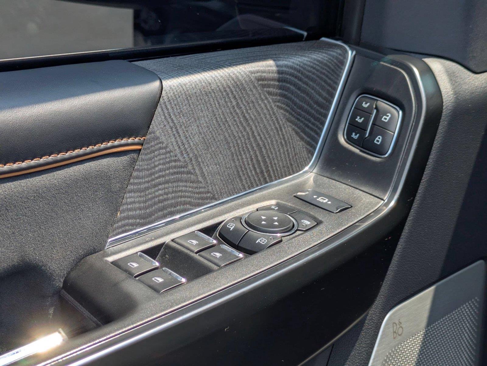 Used 2024 Agate Black Metallic Ford Platinum image 13