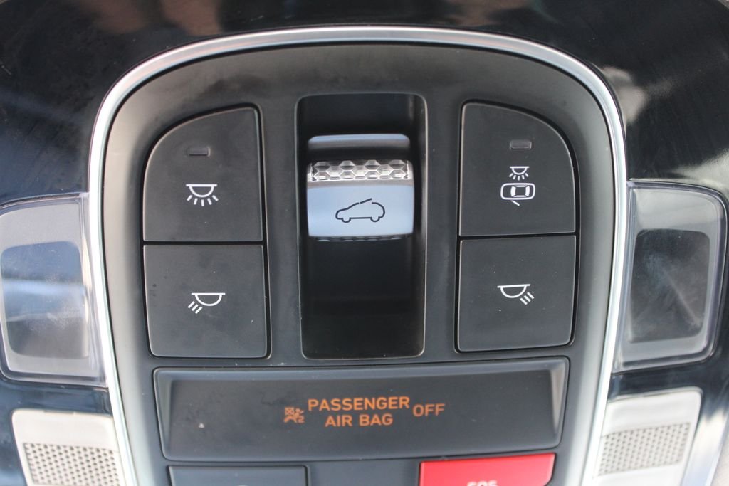 Used 2023 Gray Hyundai Limited image 27