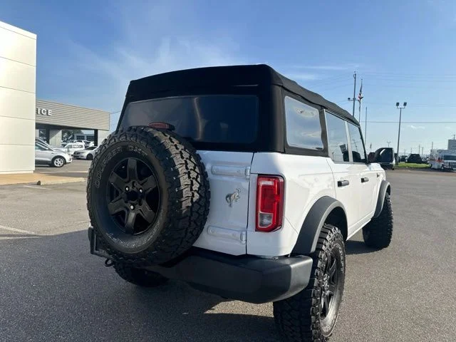 2023 Ford Bronco 4-Door Base - Photo 21