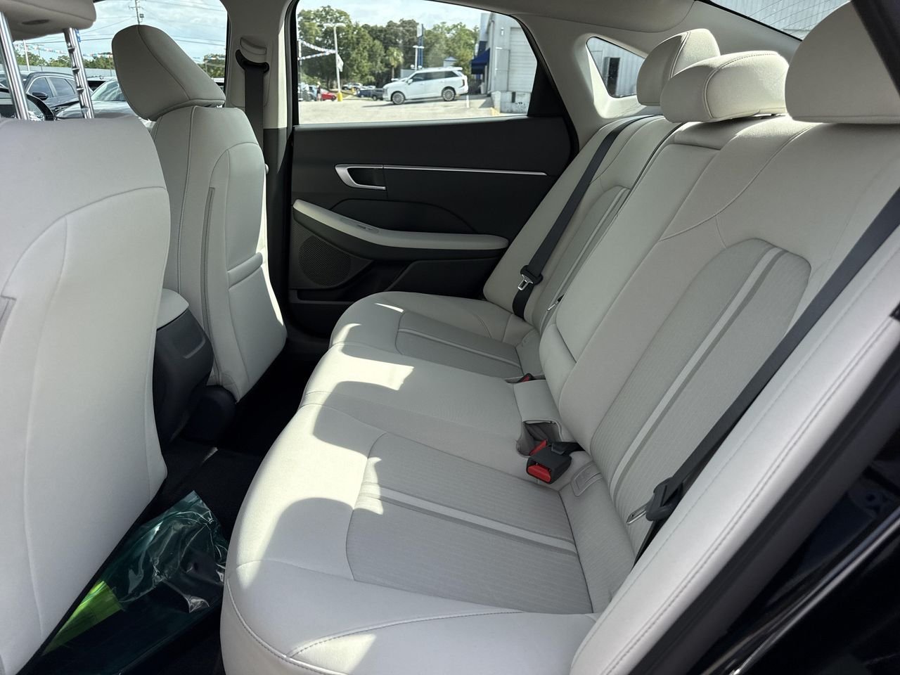 New 2026 Abyss Black Hyundai SEL Sport image 12