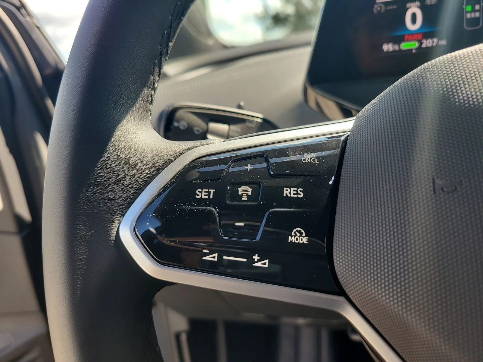 2025 Volkswagen ID.4 PRO - Photo 27
