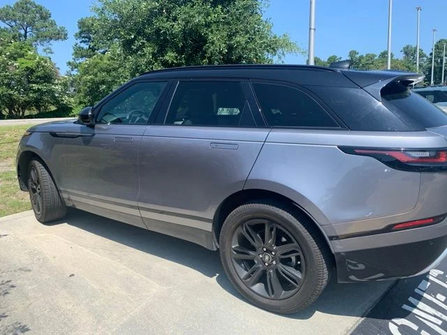 Used 2020 Black Land Rover P250 R-Dynamic S image 2
