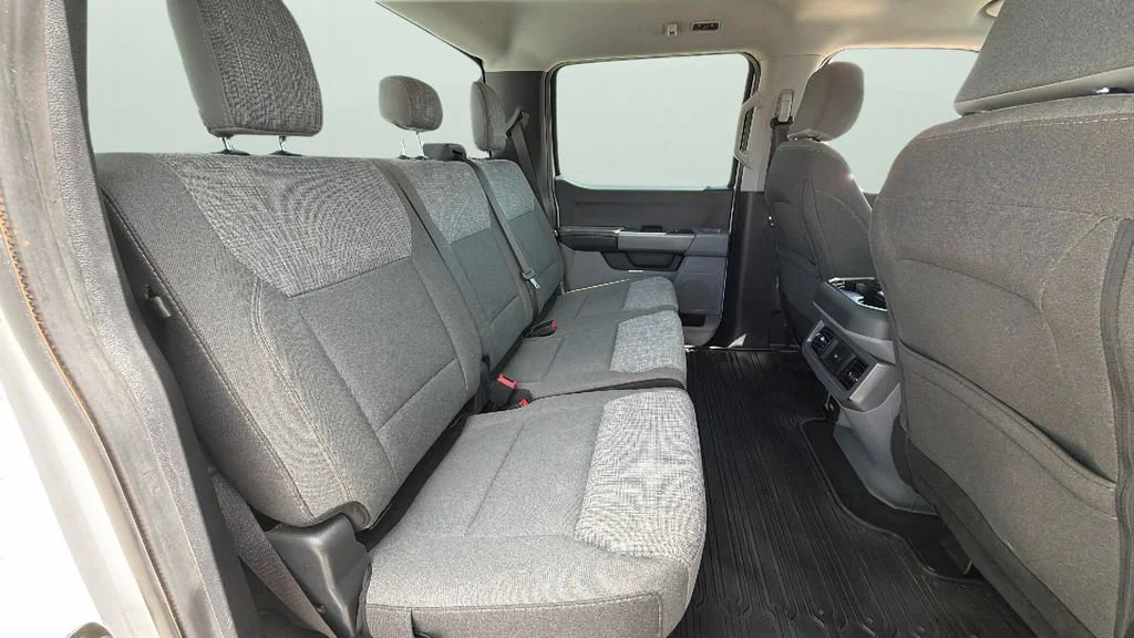 Used 2024 White Ford XLT image 30
