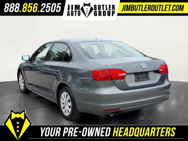 Used 2014 Gray Volkswagen 2.0L S image 2