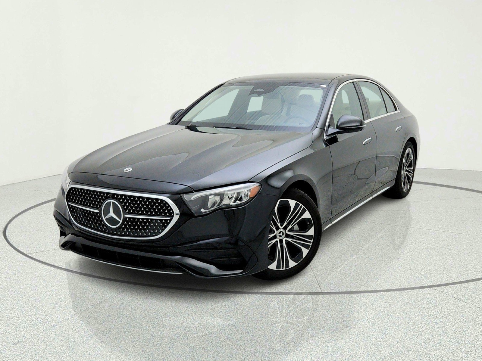 2026 Mercedes-Benz E-Class E350 - Photo 23